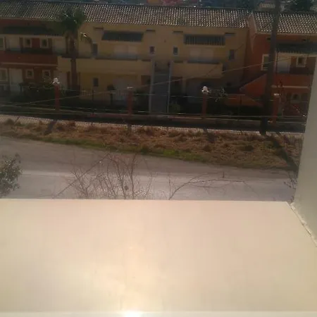 Rena Family House *